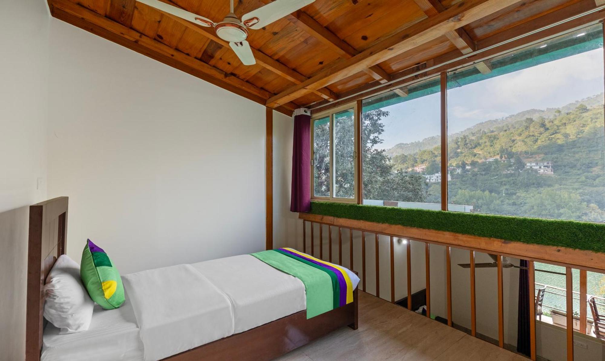 Treebo Olive Lake View Inn June Estate Бхимтал Экстерьер фото