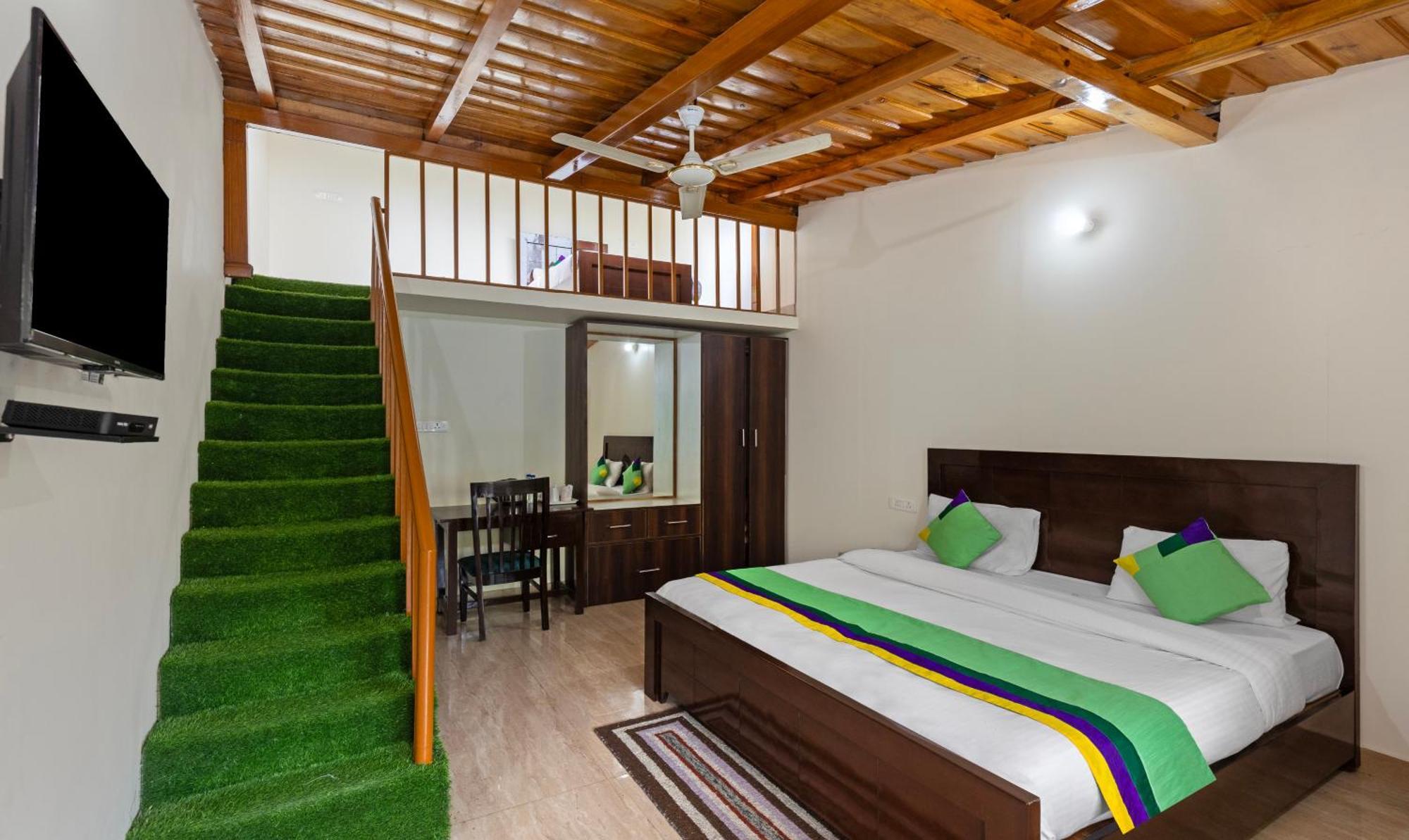 Treebo Olive Lake View Inn June Estate Бхимтал Экстерьер фото