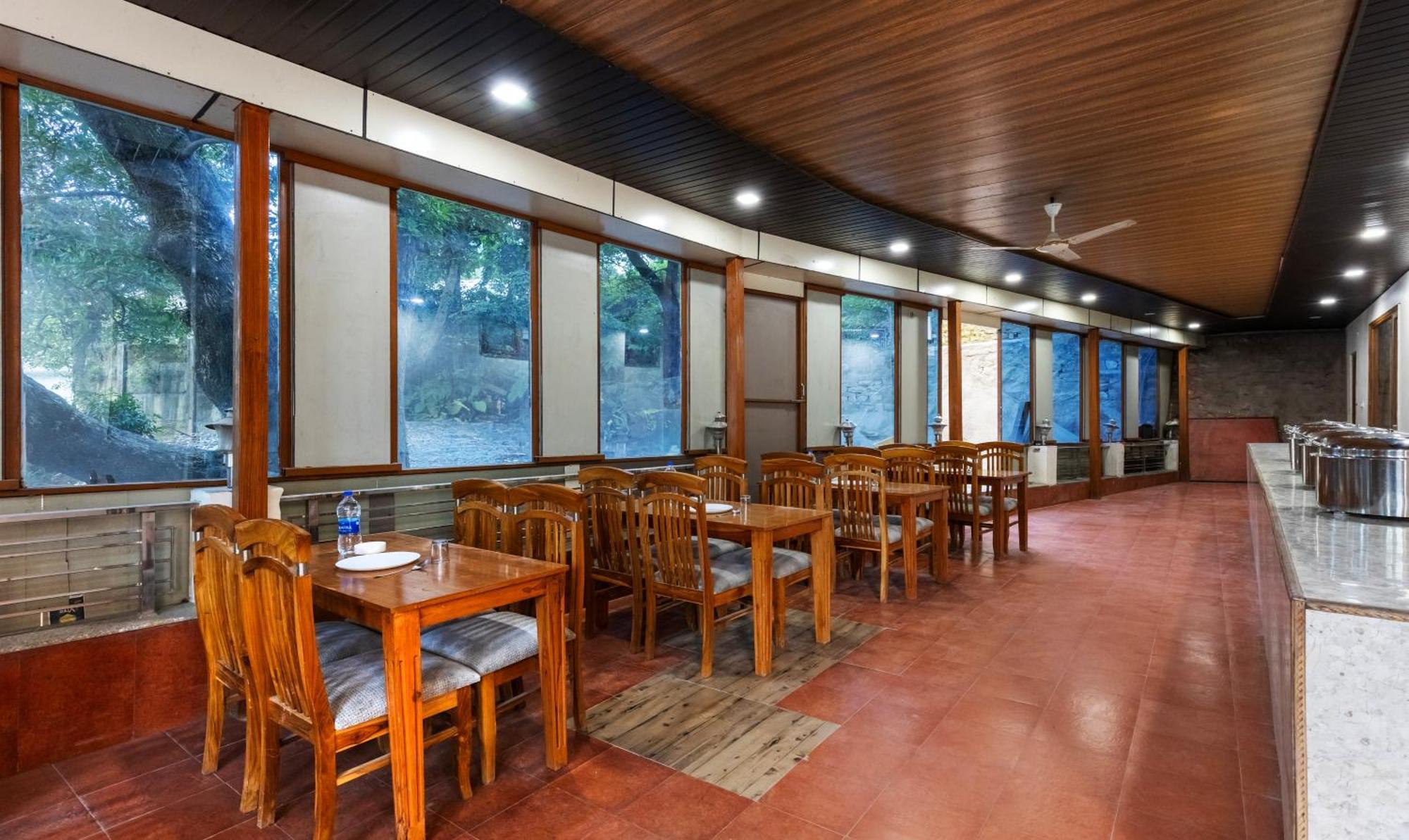 Treebo Olive Lake View Inn June Estate Бхимтал Экстерьер фото